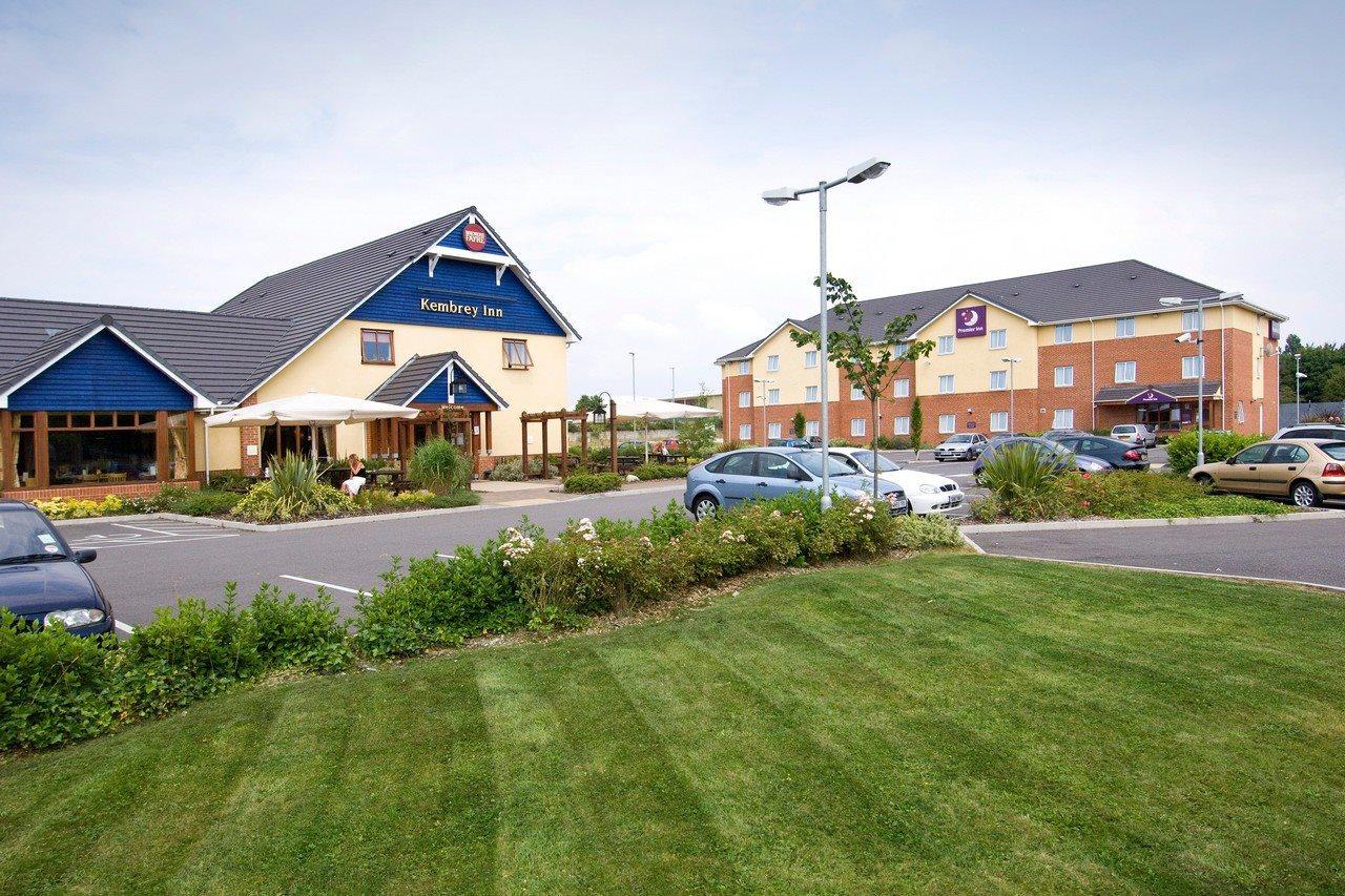 Premier Inn Swindon Central Bagian luar foto